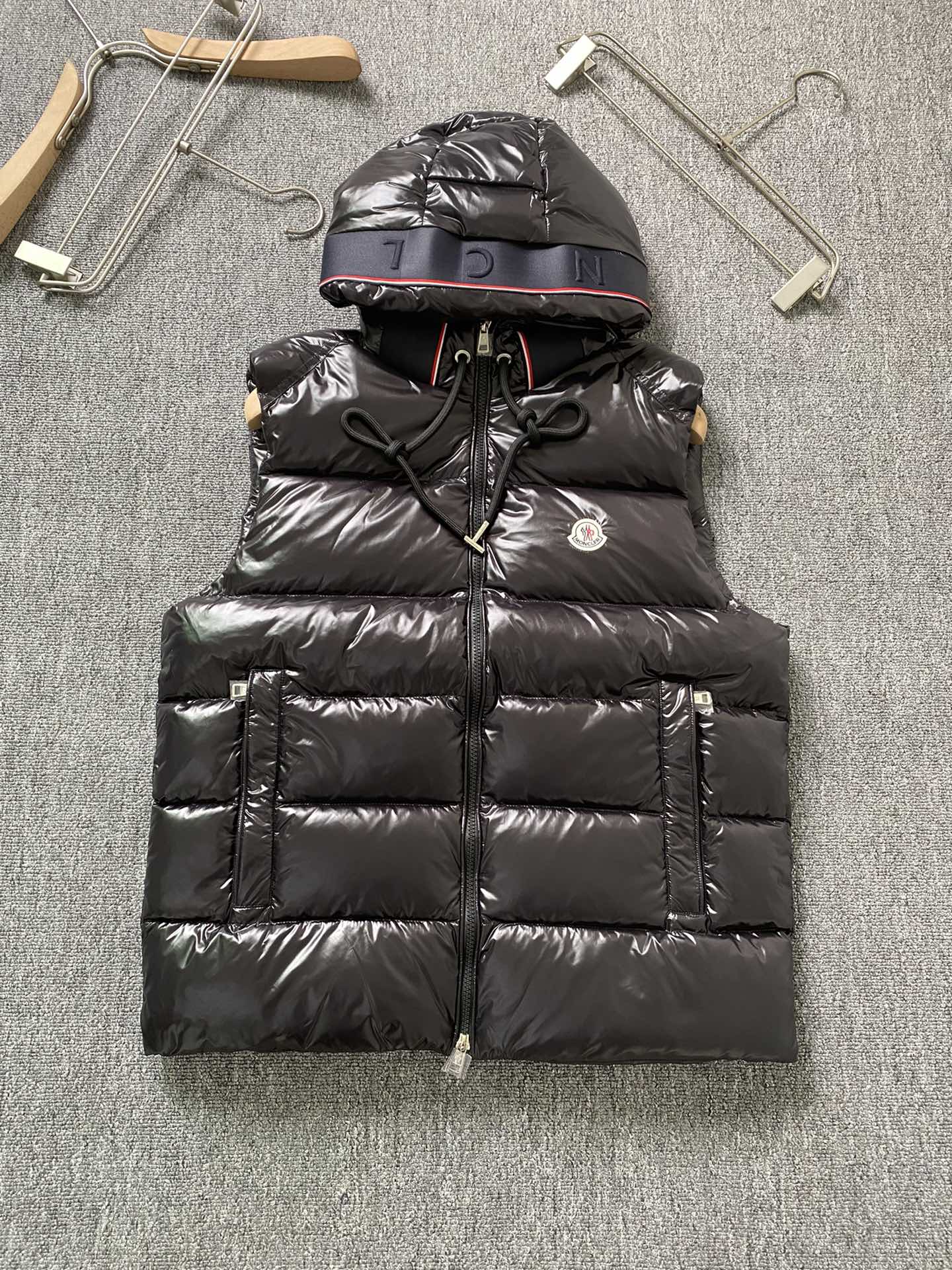 蒙家霸占冬季的单品是羽绒啦既要实用又要有颜值首选Moncler！今天奉上一款Monclerstellai