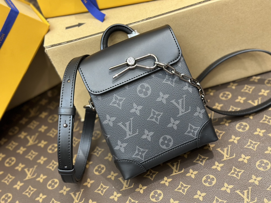 Louis Vuitton Haute Couture Classic Luxury Handbag Shoulder Crossbody 2