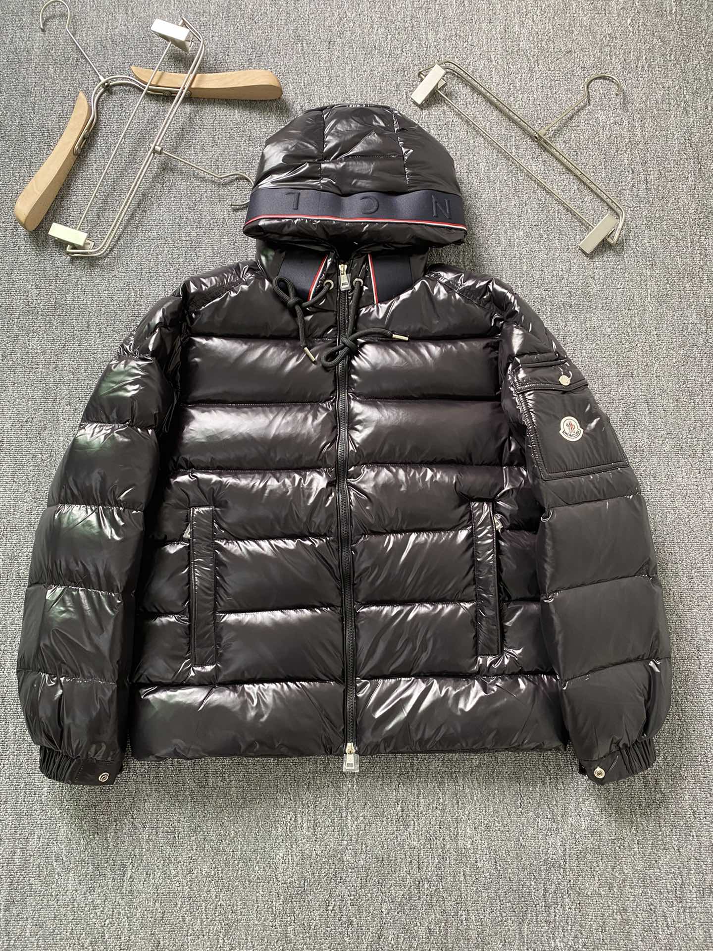 蒙家霸占冬季的单品是羽绒啦既要实用又要有颜值首选Moncler！今天奉上一款Monclerstellai