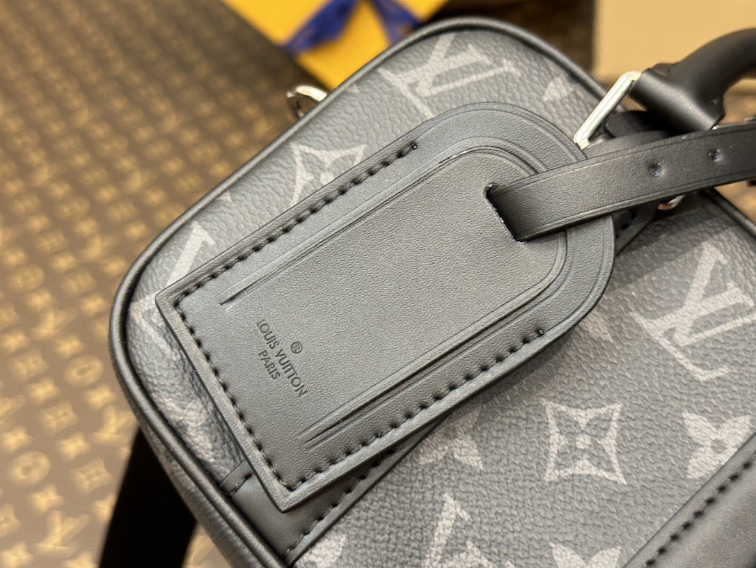 Louis Vuitton Haute Couture Classic Luxury Handbag Shoulder Crossbody 7