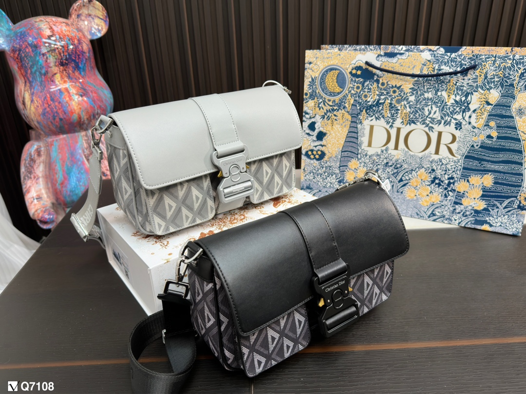 qualité du miroir
 Dior Sacs Besace Sacs À Selle Fashion Peu importe