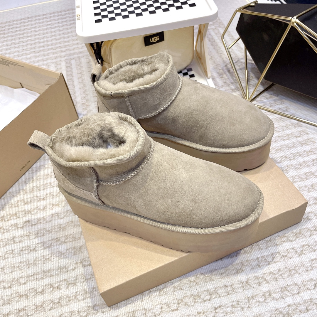 [UGG Women