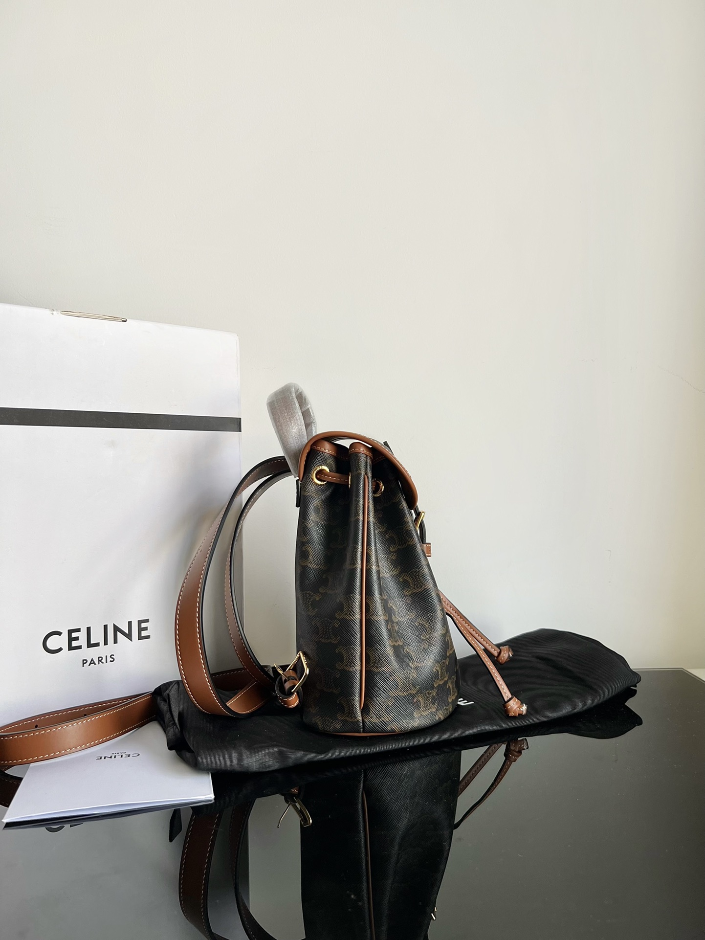 25 New Products First Edition Counter Celine CELINE FOLCO Logo Printed Cow Leather Mini Backpack, Presbyopic Backpack, Size: 17