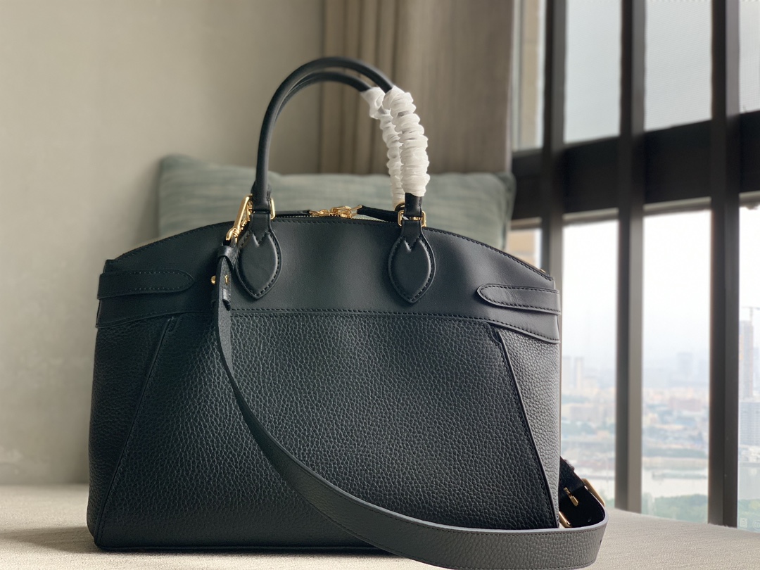 Louis Vuitton 23LV original for sale [Lock It MM handbag] M23061 22914 22925 black