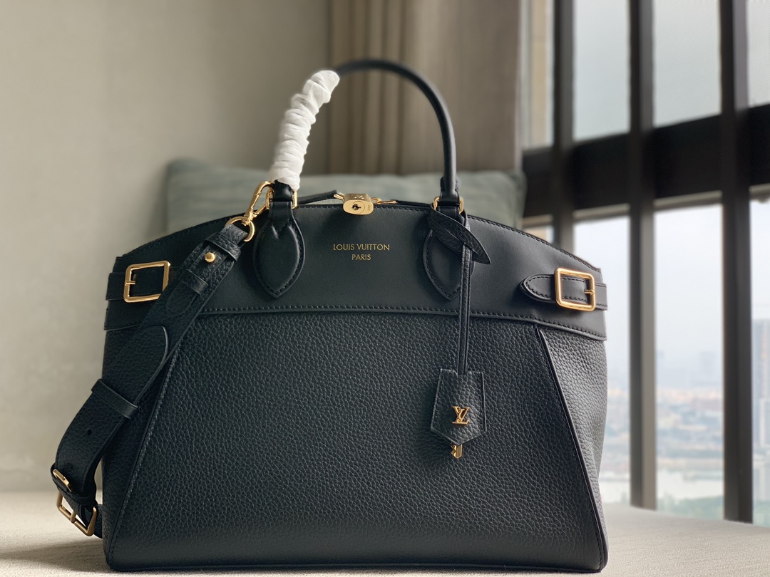 Louis Vuitton 23LV original for sale [Lock It MM handbag] M23061 22914 22925 black