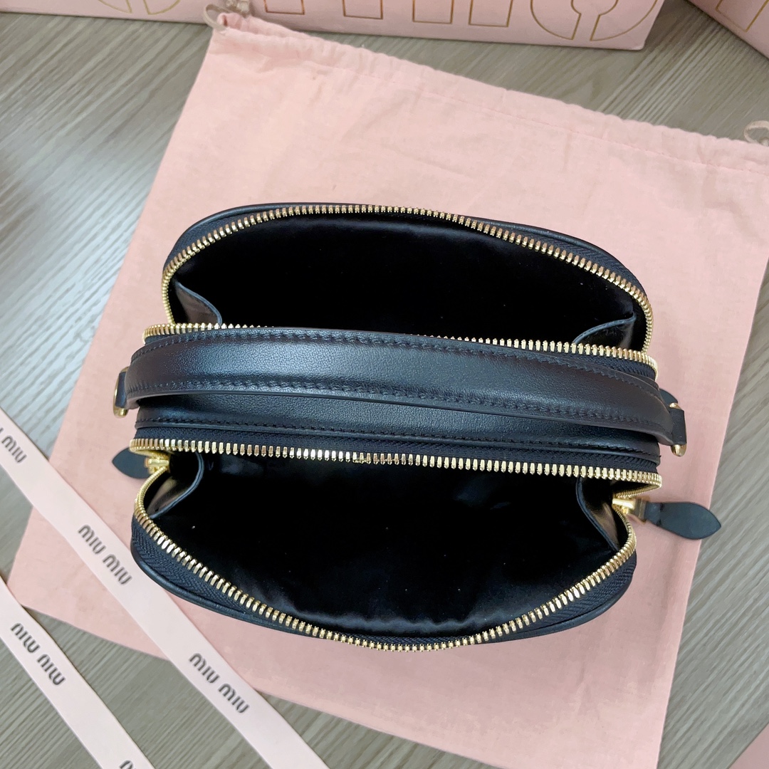 Miu Miu Lunch Box Bag: Top Calf Leather, Dual Zipper, & Adjustable Strap 8 i1698555169 8174 6