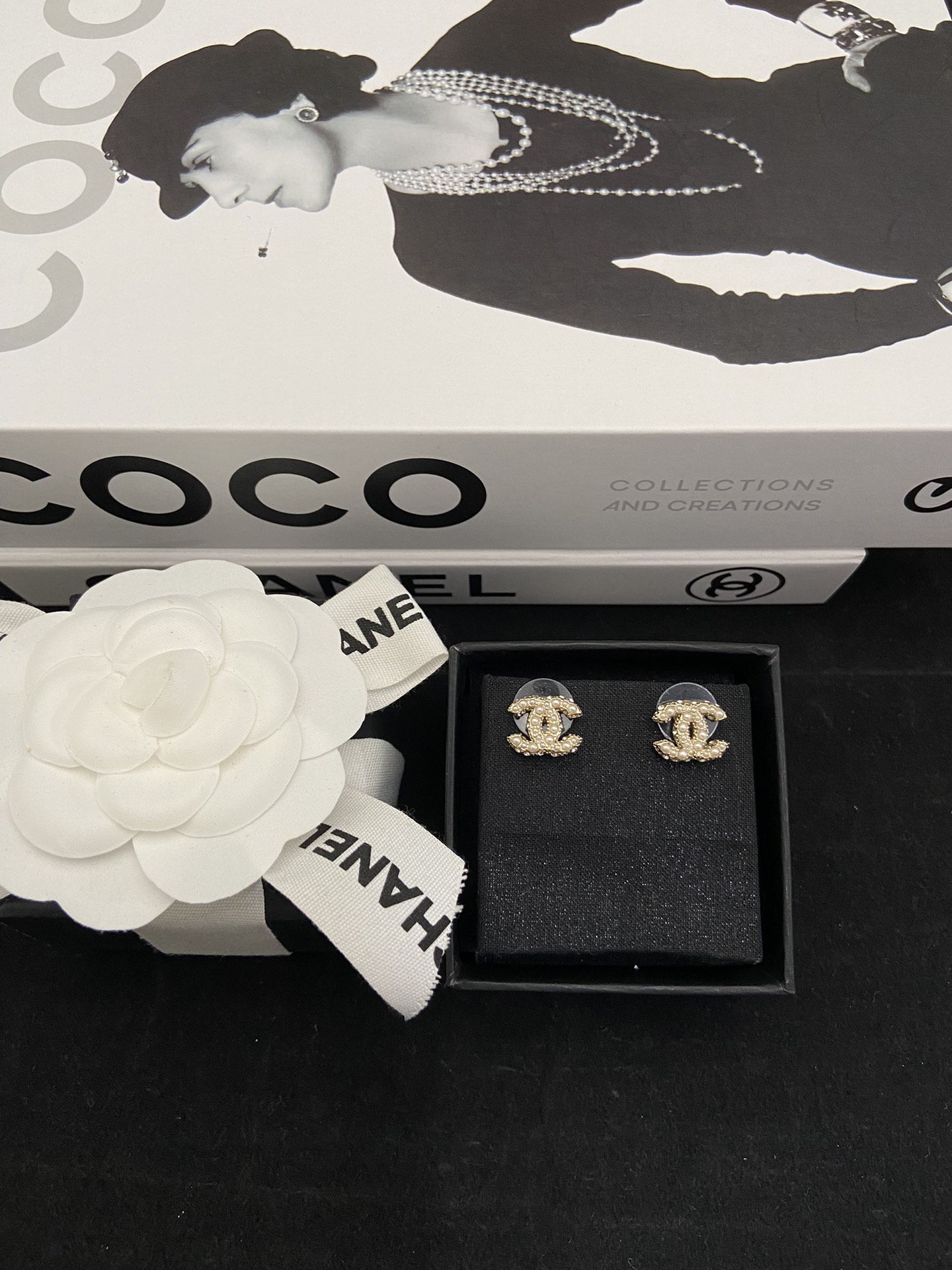 NO:102025,【New Product Shipping】@Chanel Double C Pearl Earrings,Chanel Earrings,chanel19860909【新品出货】@香奈儿双C珍珠耳钉,香奈儿耳钉,chanel,Jewelry