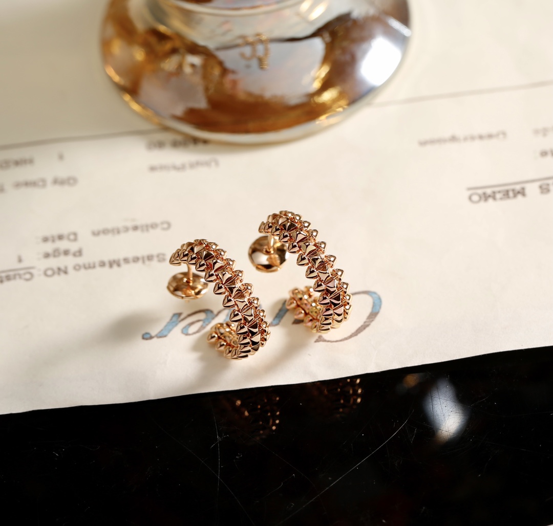 Cartier 卡地亚 玫瑰金铆钉（子弹头）小号耳钉耳环