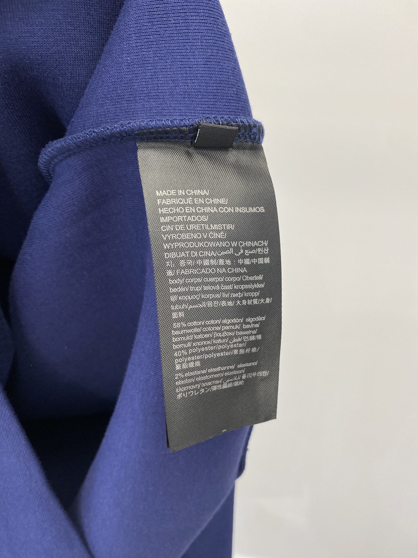 YSL圣罗兰2023新品卫衣胸前顶级印花字母logo帅气时尚简约百搭款面料棉不仅挺括保持潮流的廓形又穿着