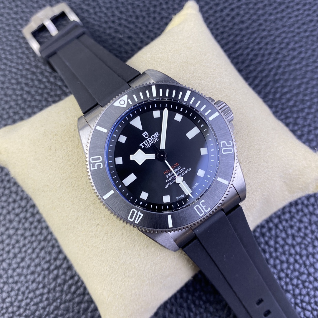 [TUDOR Watches]Original single factory Di Tuo Lingqian 39mm titanium alloy wat