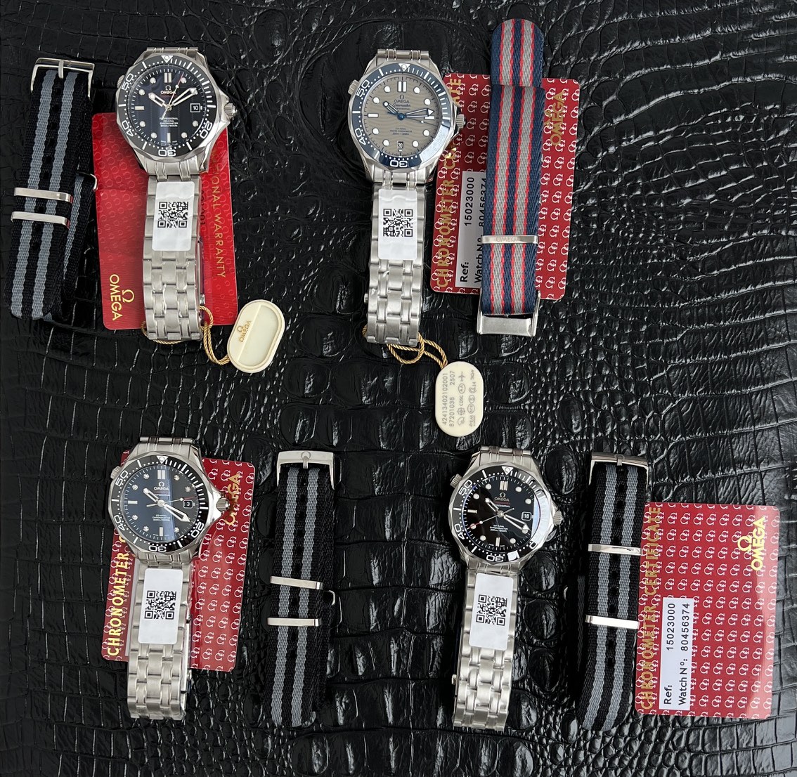 Top Perfect Fake
 OMEGA Omega Seamaster AAA+
 Watch Blue Red Men