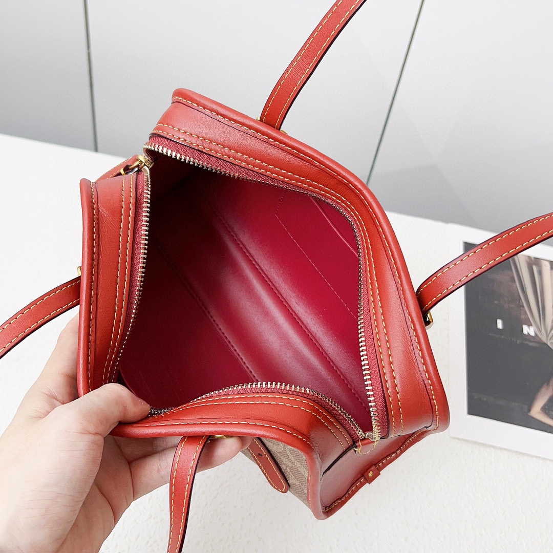 C家 Swing Zip 保龄球包 - クラシックデザインと高品質