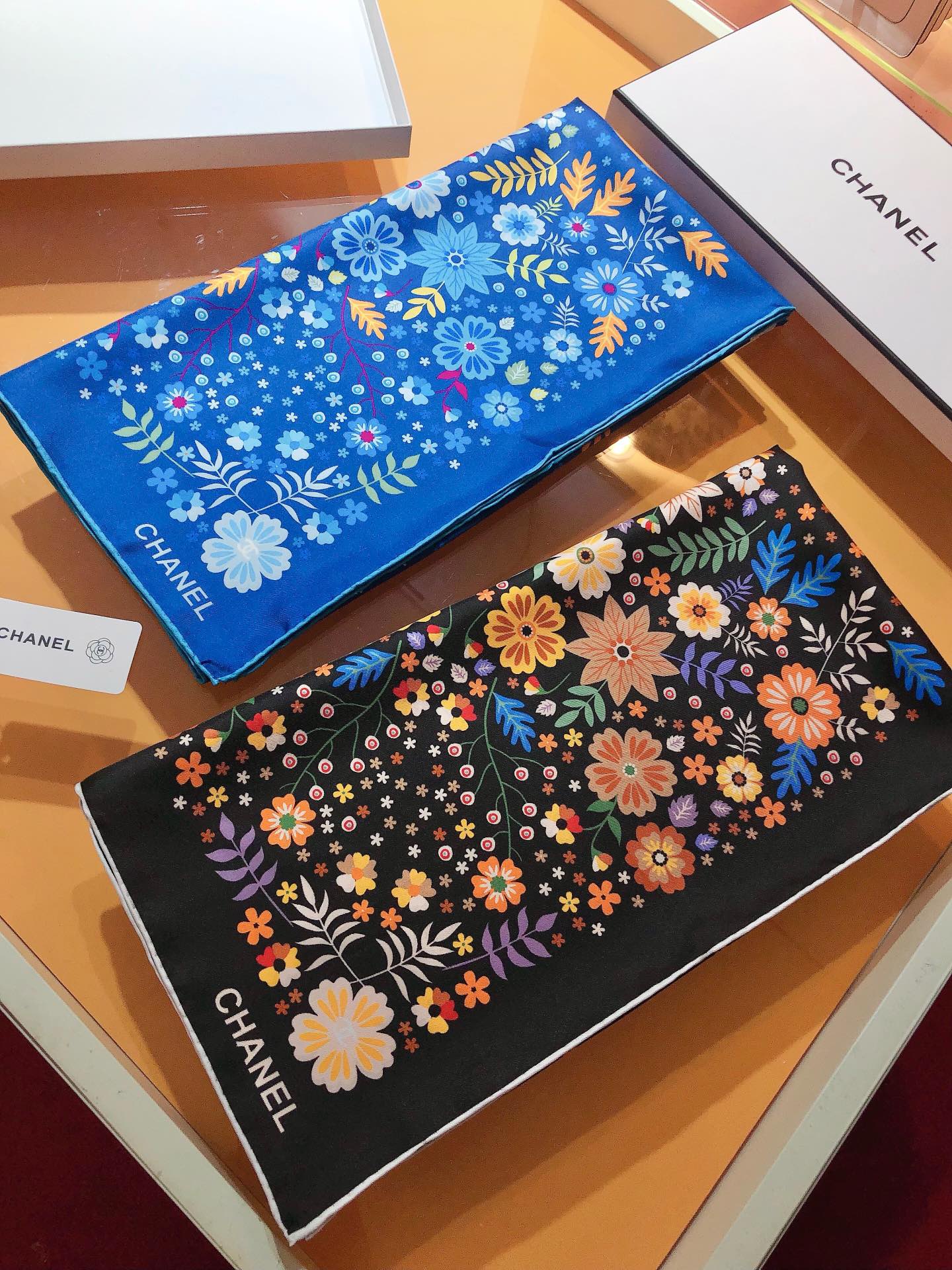 NO:174644,SCC2348 Original single small 90cm silk square scarf, top-grade twill silk material is purely hand-made curled edges, light luxury, high-end heavy twill silk, complete counter quality fabric pursues the shape, with a crisp feel, bright and plump color is super pleasing to the eye!  Good goods are not waiting for others, if you like it, you can't miss it [Ingredient size 90X90cm Twill silk] Scarf scarf, high-version scarf, real silk19860909SCC2348 原单小香90cm真丝方巾,顶级斜纹真丝材质纯手工卷边,轻奢感十足高端重磅斜纹真丝完全专柜品相面料追求造型,手感挺括,鲜艳饱满色彩超级养眼！好货不等人,喜欢就不能错过哦【成分尺寸90X90cm 斜纹真丝】围巾丝巾,高版本围巾,real silk,scarf