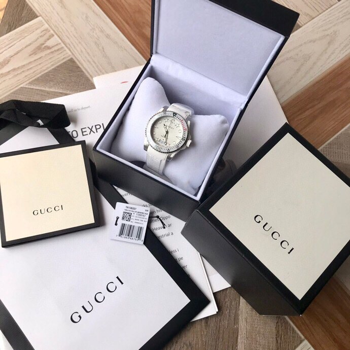 Gucci 经典水鬼款 男士石英腕表gucci,包,男,手表 2