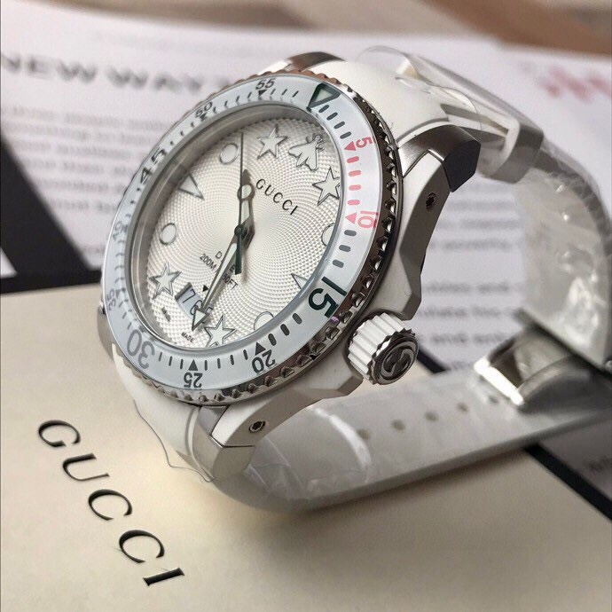 Gucci 经典水鬼款 男士石英腕表gucci,包,男,手表 4