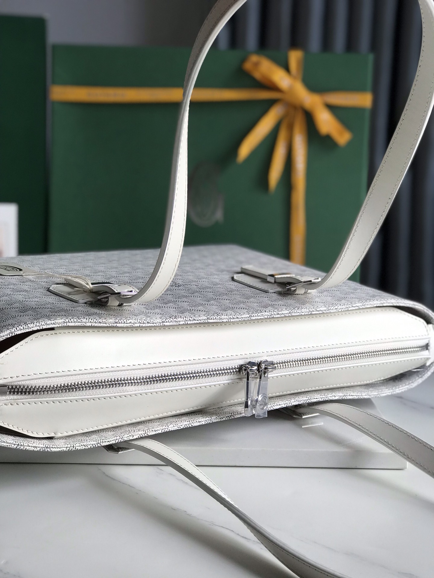 Goya  手提包包 6