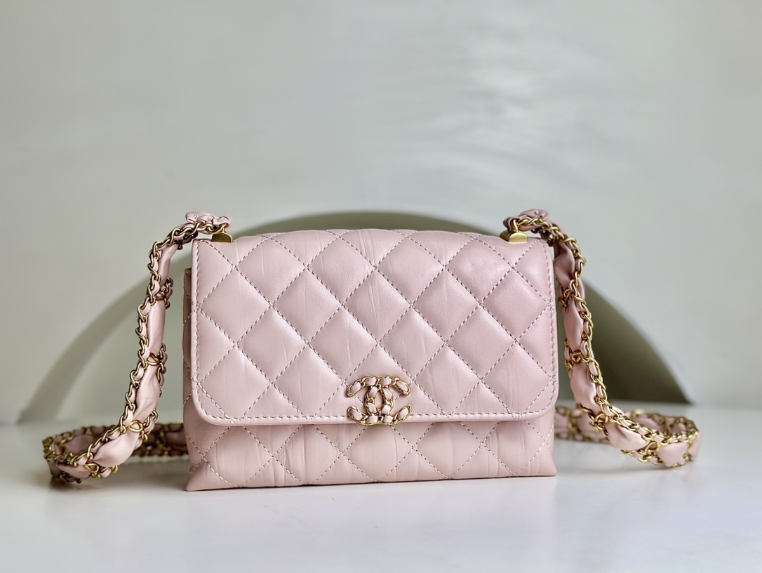Chanel 23 Latest top-notch purchasing agents