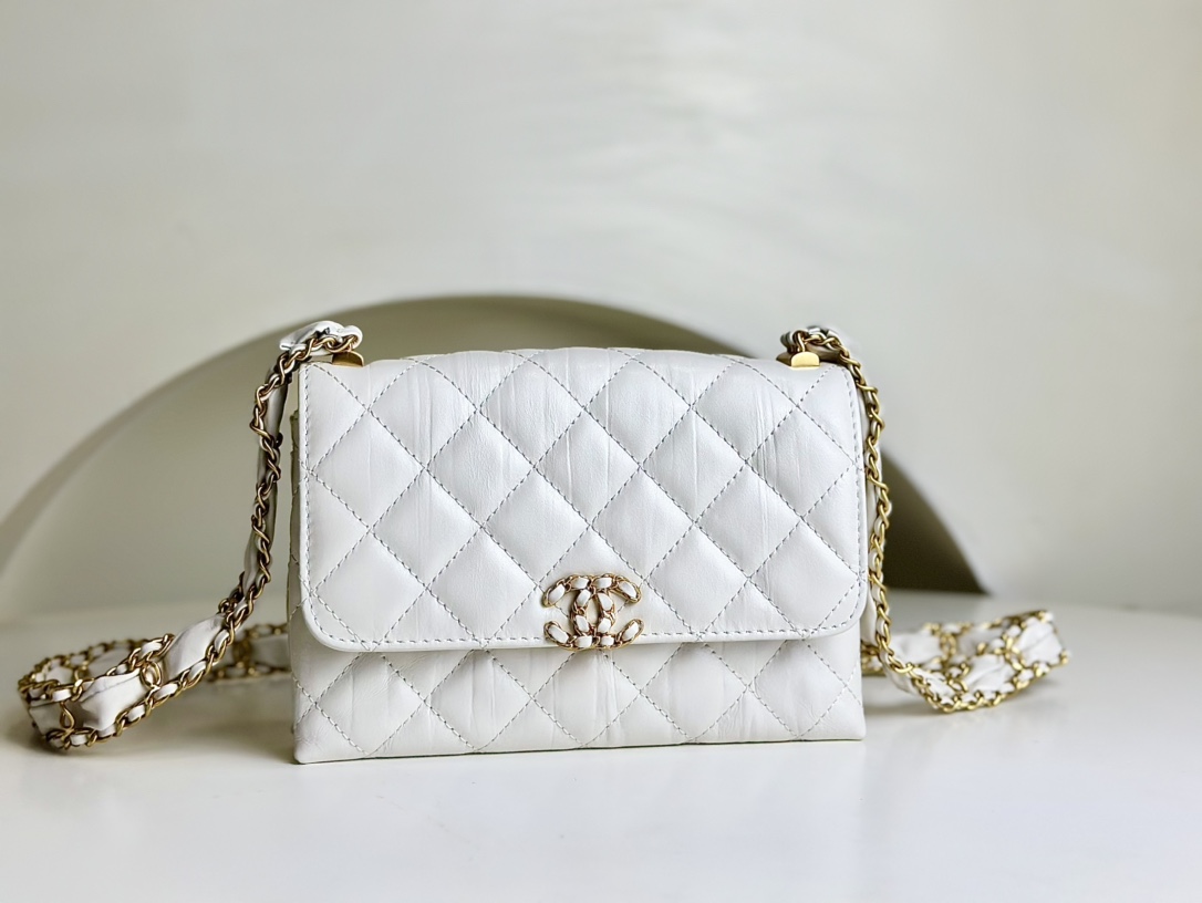 Chanel 23 Latest top-notch purchasing agents