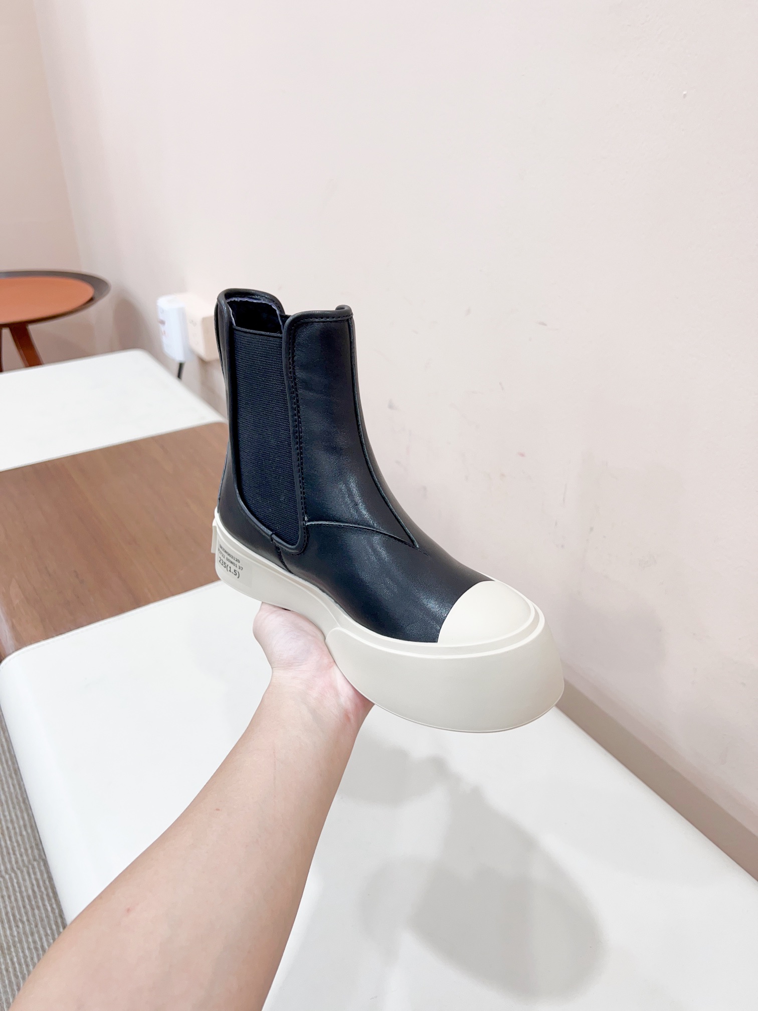 2023 New Marni Chelsea Boots: Elastic Knit, Soft Leather, Original Soles, Best Value. - 图片 5