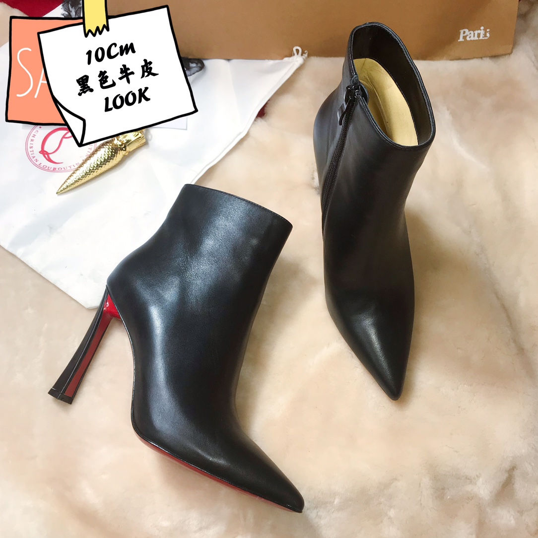NO:100282,High-end customized autumn and winter boot classic series!  H10Cm. Size 34-42. Customized leather large sole. X8287-1, black cowhide, apricot sheepskin. Official website synchronization Standard European code Reference: X8287-1 Color: black/black Material: sheep leather Lining: goat leather Heel height: 10Cm Sole:leather sole Size: EU 34-42 (US 4-11):,,christian louboutin,boots,cowhide,sheepskin,Leather soles19860909高端订制 秋冬靴子精典款系列！ H10Cm.尺码34-42码.真皮大底订制款.X8287-1,黑色牛皮,杏色羊皮.官网同步 标准欧码 Reference:X8287-1 Color:black/black Material:sheep leather Lining:goat leather Heel heigh:10Cm Sole:leather sole Size:EU 34－42（US 4一11) :,,christian louboutin,boots,cowhide,sheepskin,Leather soles,Women's Shoes