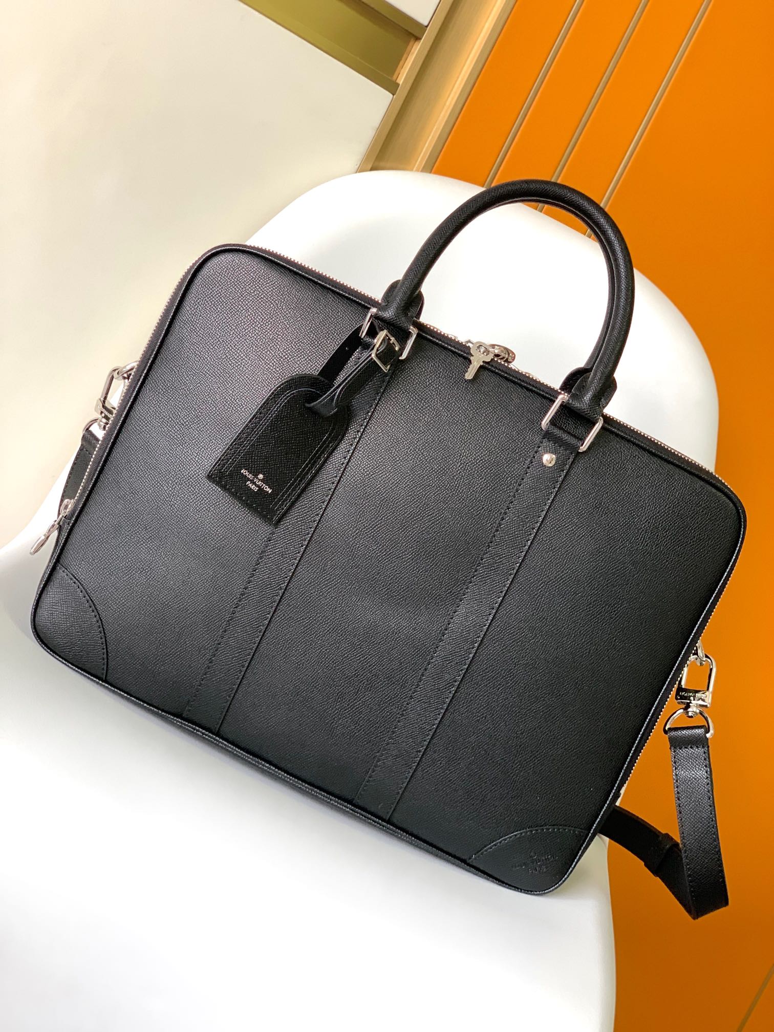 Bags Handbags Briefcase Black Cowhide M30967