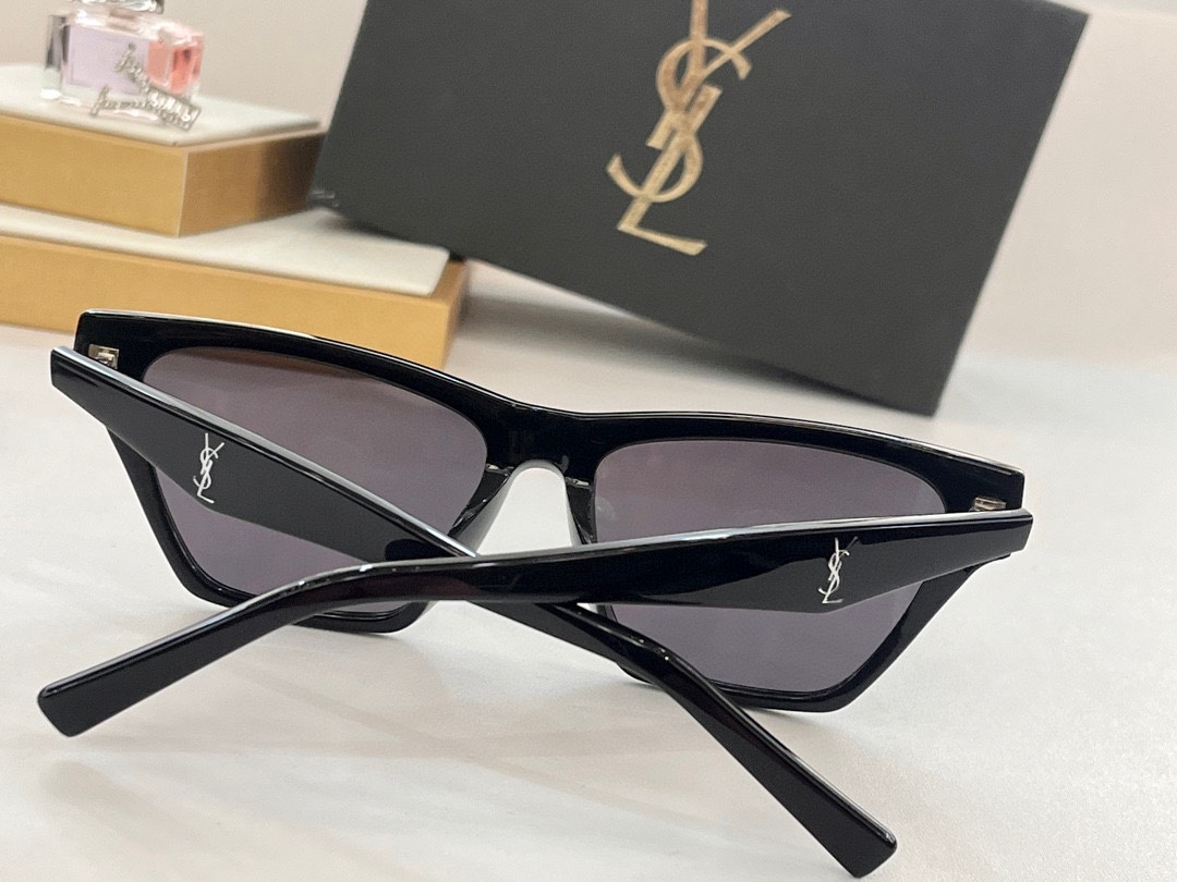 SAINTLAURENT*Mod:SLM103Fsize57-16-145️