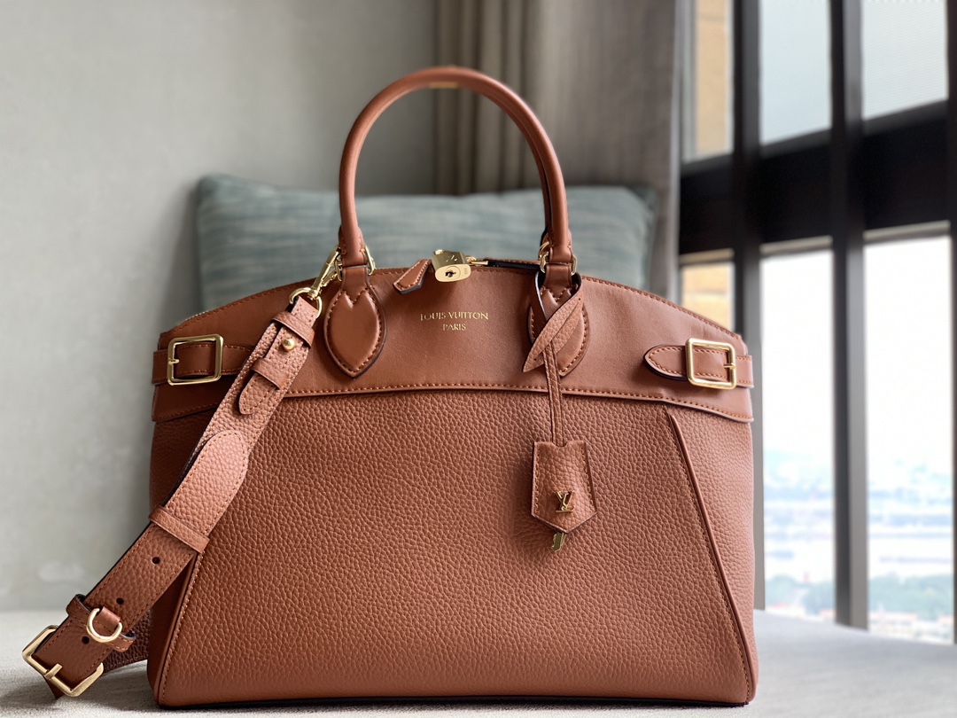 Louis Vuitton 23LV original on sale [Lock It MM handbag] M23061 22914 22925 brown