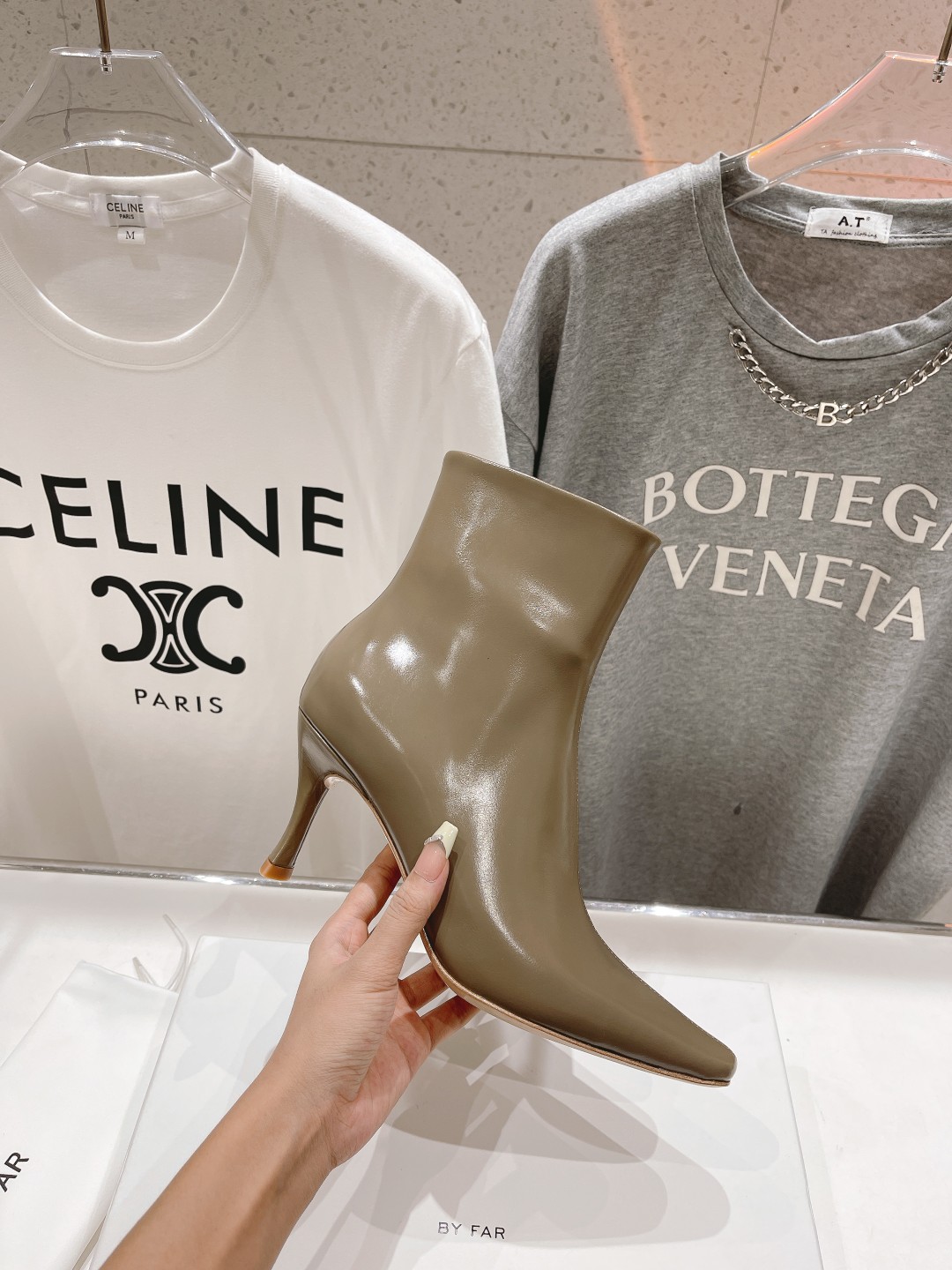 高版本出厂 🆕By Far 2025秋冬上新 气质款 全皮版 小猫跟 新款靴子 1:1 正品购入 小方头