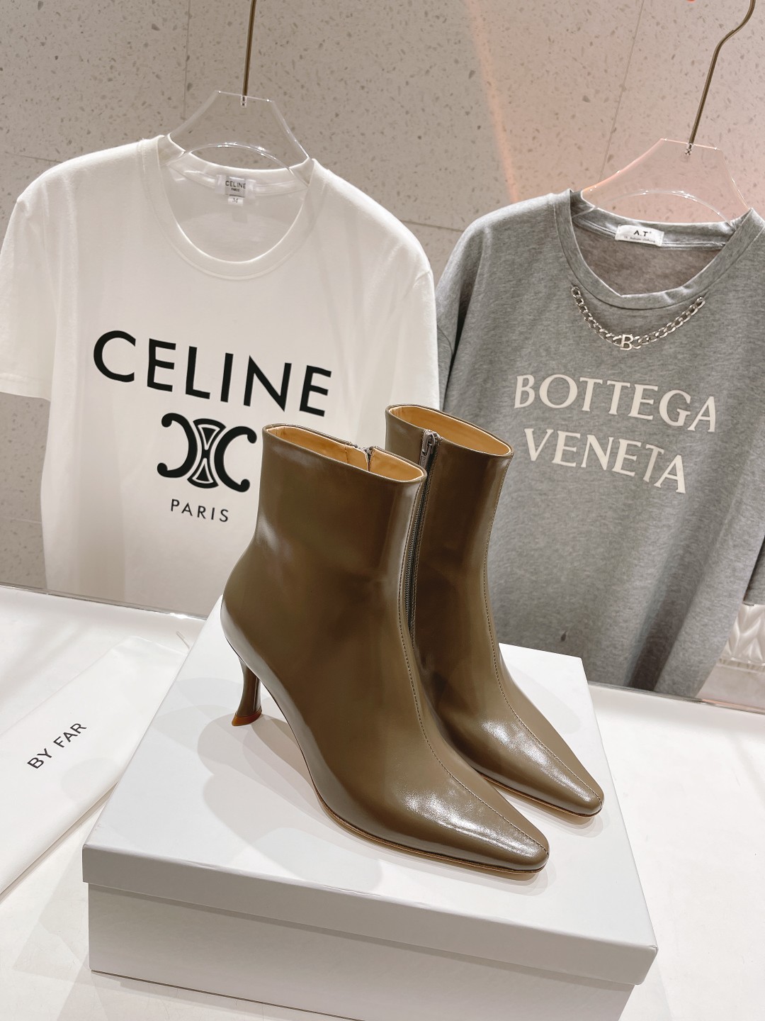 高版本出厂 🆕By Far 2025秋冬上新 气质款 全皮版 小猫跟 新款靴子 1:1 正品购入 小方头