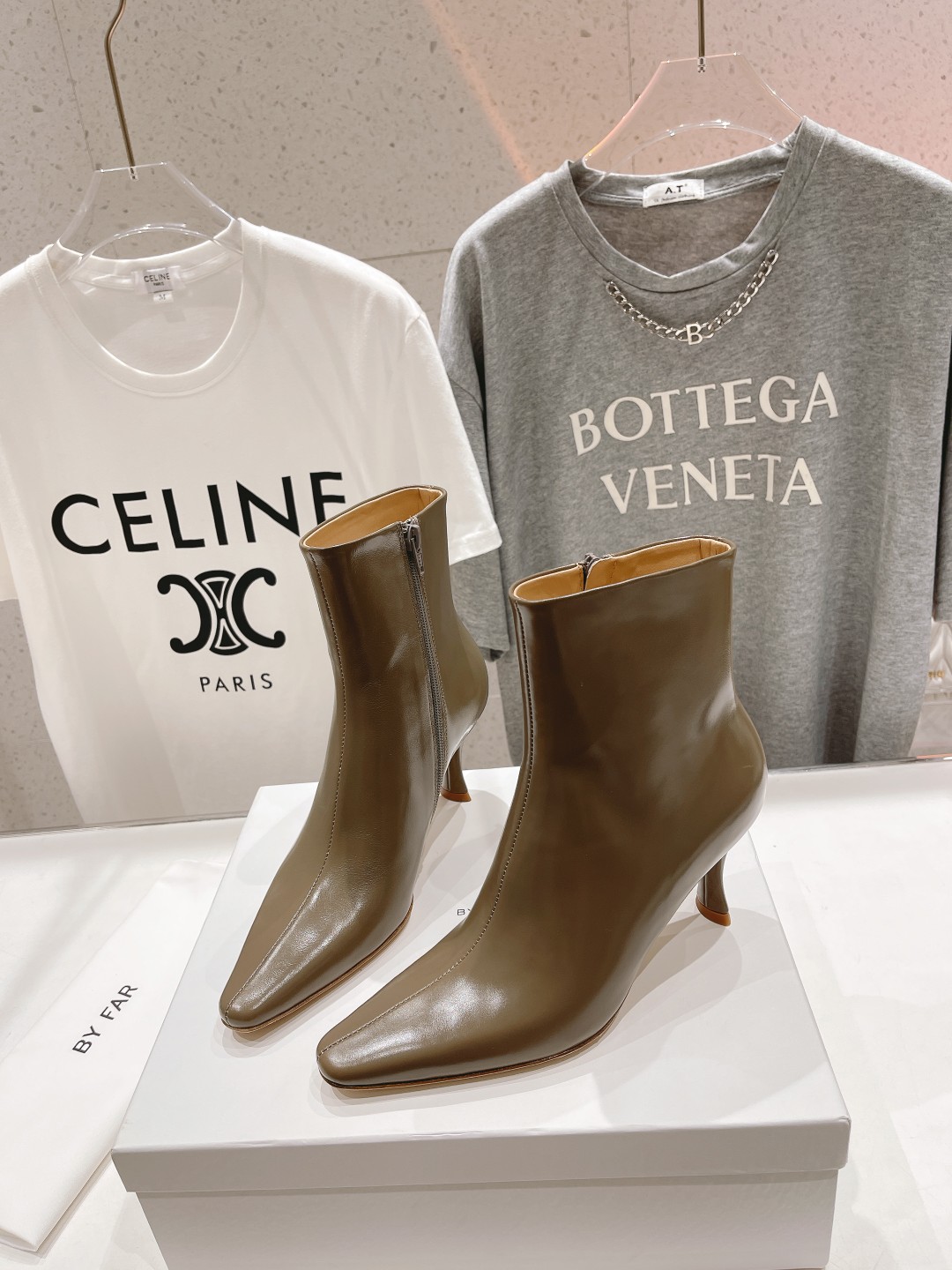 高版本出厂 🆕By Far 2025秋冬上新 气质款 全皮版 小猫跟 新款靴子 1:1 正品购入 小方头