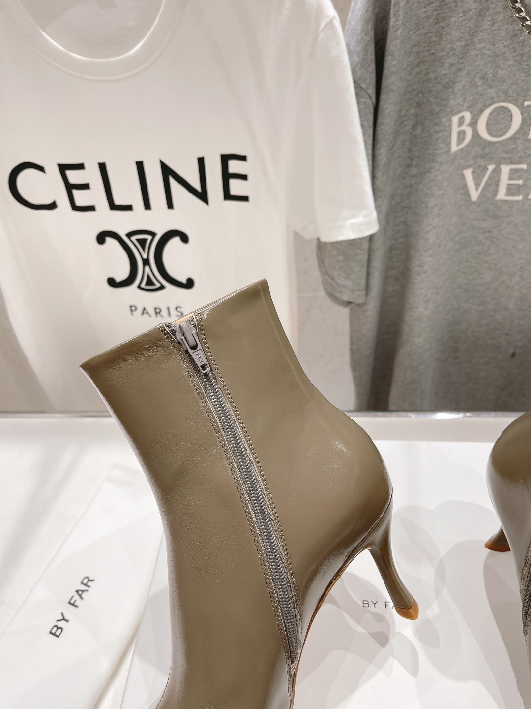 高版本出厂 🆕By Far 2025秋冬上新 气质款 全皮版 小猫跟 新款靴子 1:1 正品购入 小方头