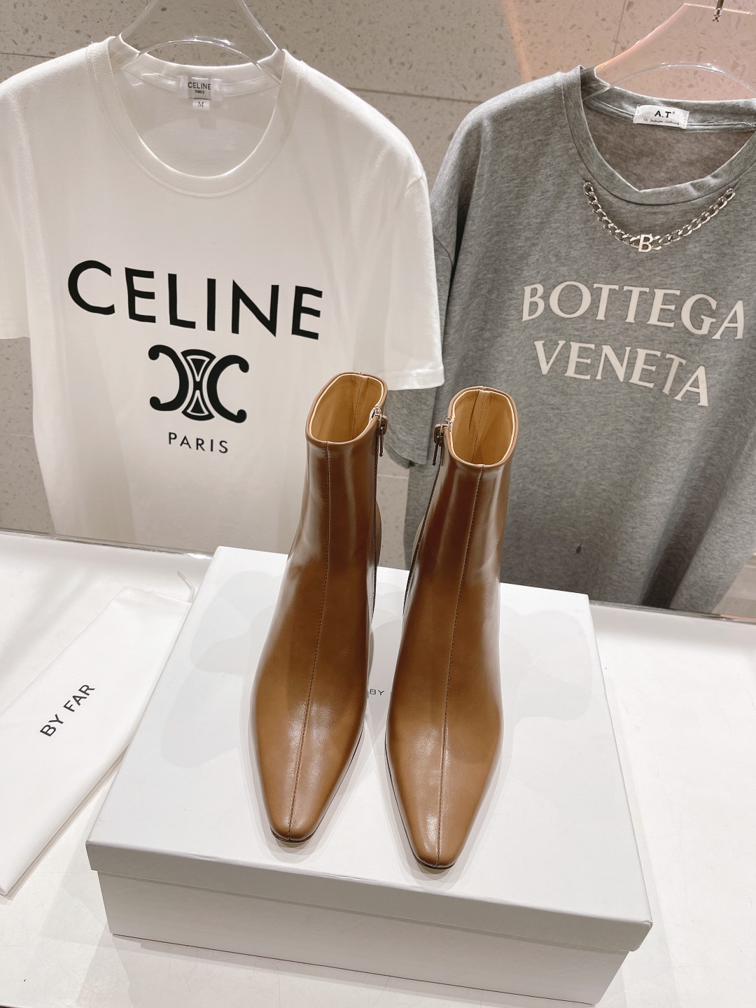 高版本出厂 🆕By Far 2025秋冬上新 气质款 全皮版 小猫跟 新款靴子 1:1 正品购入 小方头