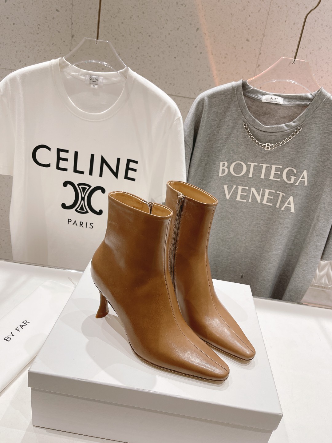 高版本出厂 🆕By Far 2025秋冬上新 气质款 全皮版 小猫跟 新款靴子 1:1 正品购入 小方头