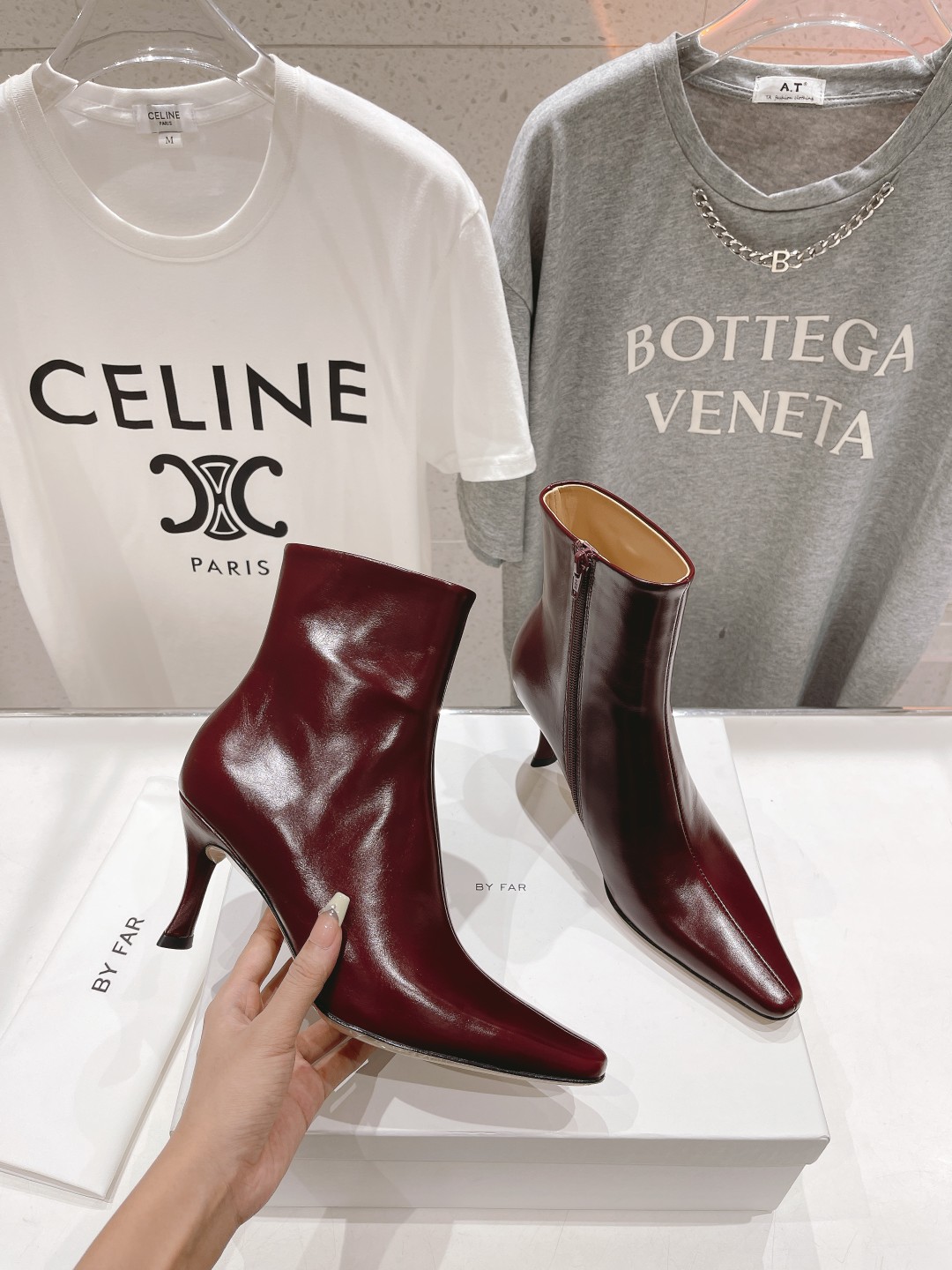 高版本出厂 🆕By Far 2025秋冬上新 气质款 全皮版 小猫跟 新款靴子 1:1 正品购入 小方头