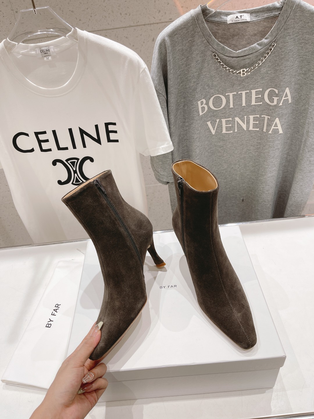 高版本出厂 🆕By Far 2024秋冬上新 气质款 全皮版 小猫跟 新款靴子 1:1 正品购入 小方头