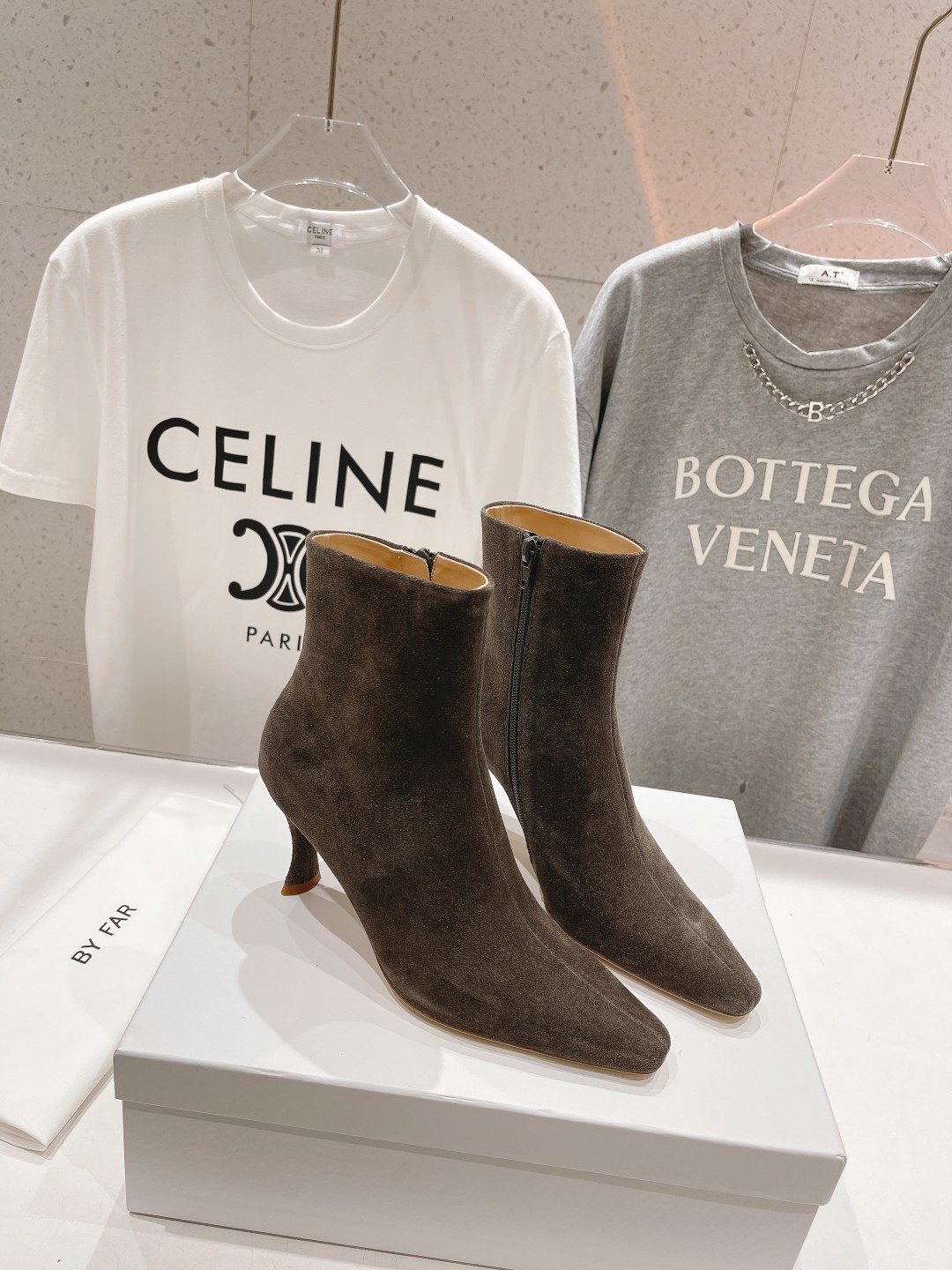 高版本出厂 🆕By Far 2024秋冬上新 气质款 全皮版 小猫跟 新款靴子 1:1 正品购入 小方头