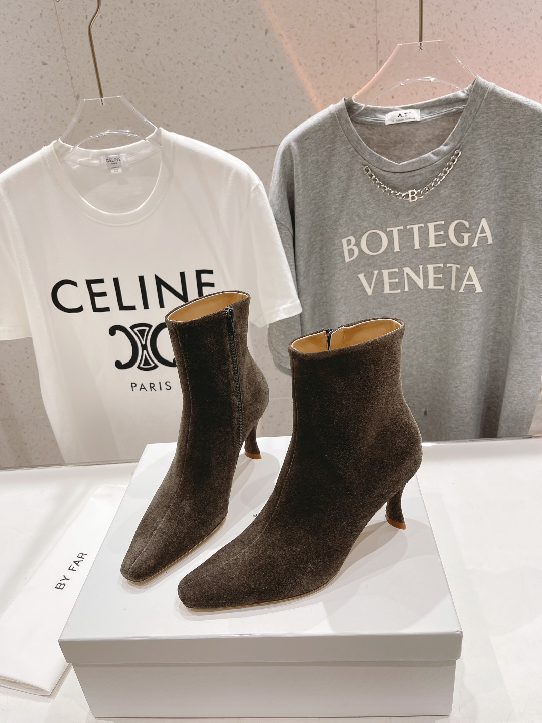 高版本出厂 🆕By Far 2024秋冬上新 气质款 全皮版 小猫跟 新款靴子 1:1 正品购入 小方头