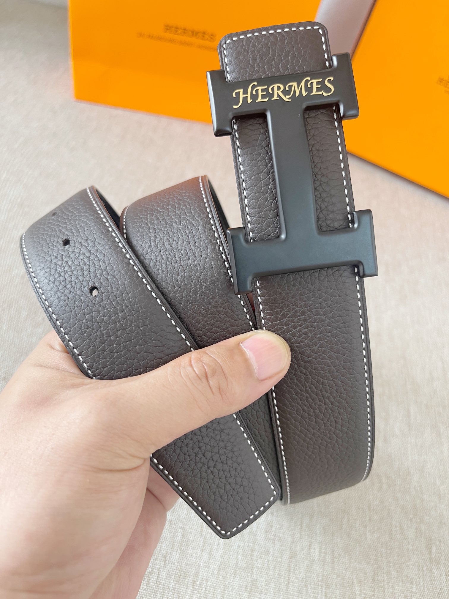 爱马仕Hermes3.8cm单面原版荔枝纹搭配精品工字纯铜五金