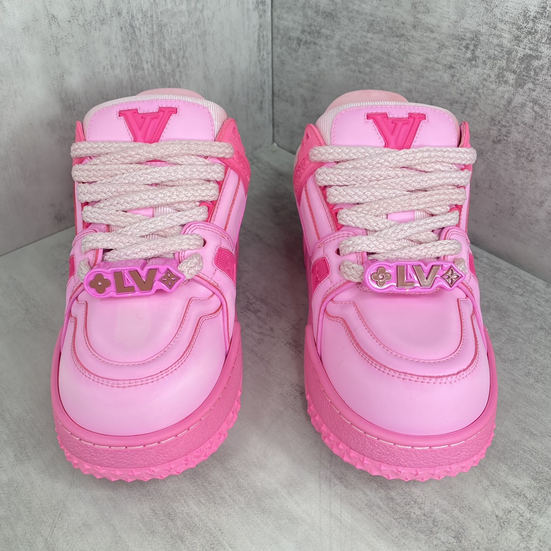 Louis Vuitton 新款上架 LV Louis Vuitton 23S走秀款Trainer 水染胖丁面包滑板鞋 独家开模暗花老花串珠 男款39-45