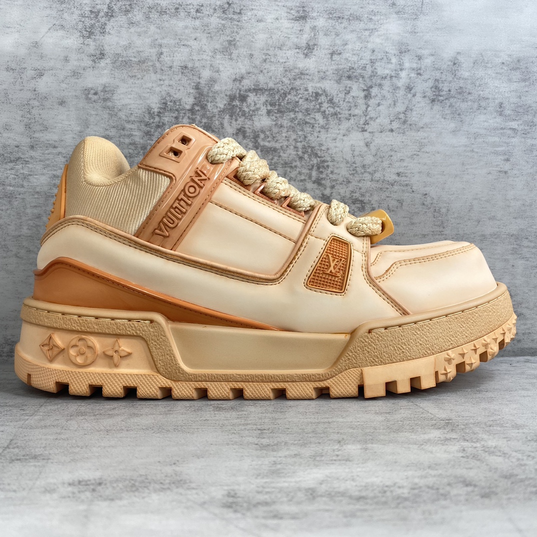 Louis Vuitton 新款上架 LV Louis Vuitton 23S走秀款Trainer 水染胖丁面包滑板鞋 独家开模暗花老花串珠 男款39-45