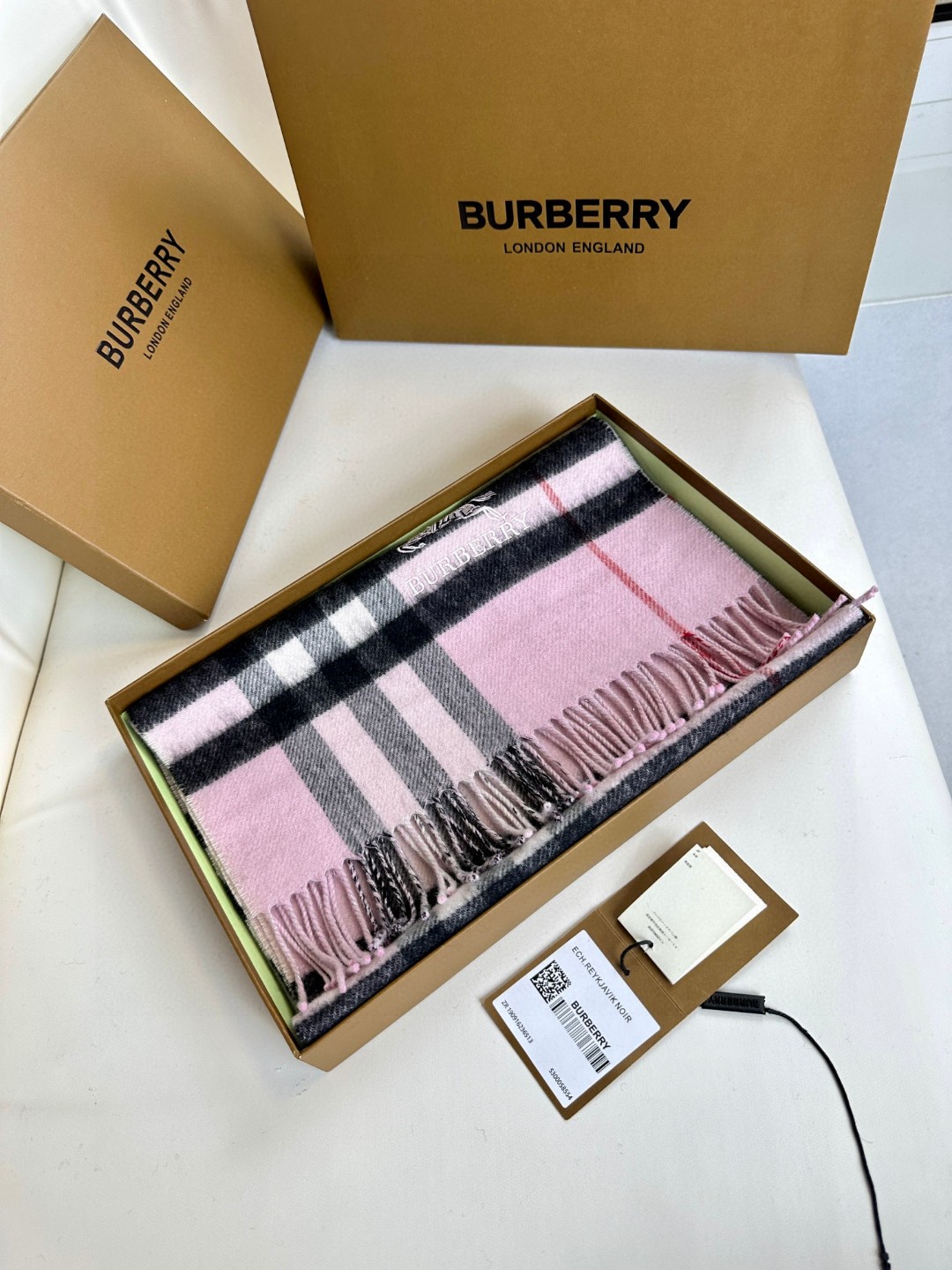 Burberry 2023年巴宝莉 新款双面战马男女羊绒围巾