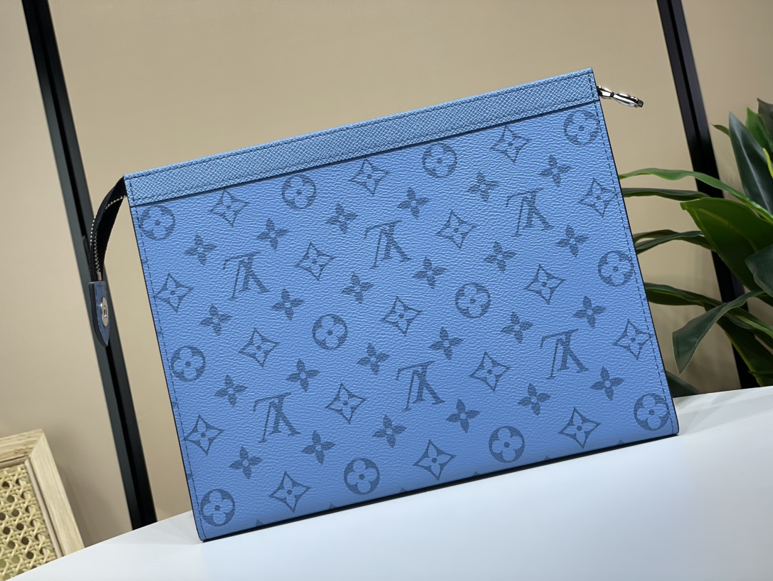 Purchasing agent special Pochette Voyage medium clutch bag officially on sale M61692 light blue