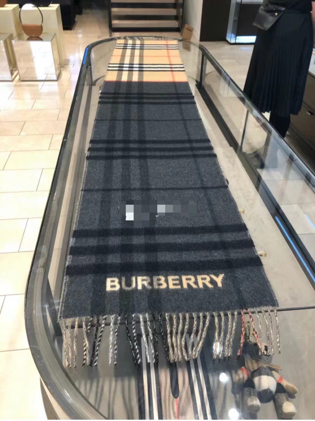 Burberry巴宝莉 《格纹拼色围巾 》驼色拼焦糖色