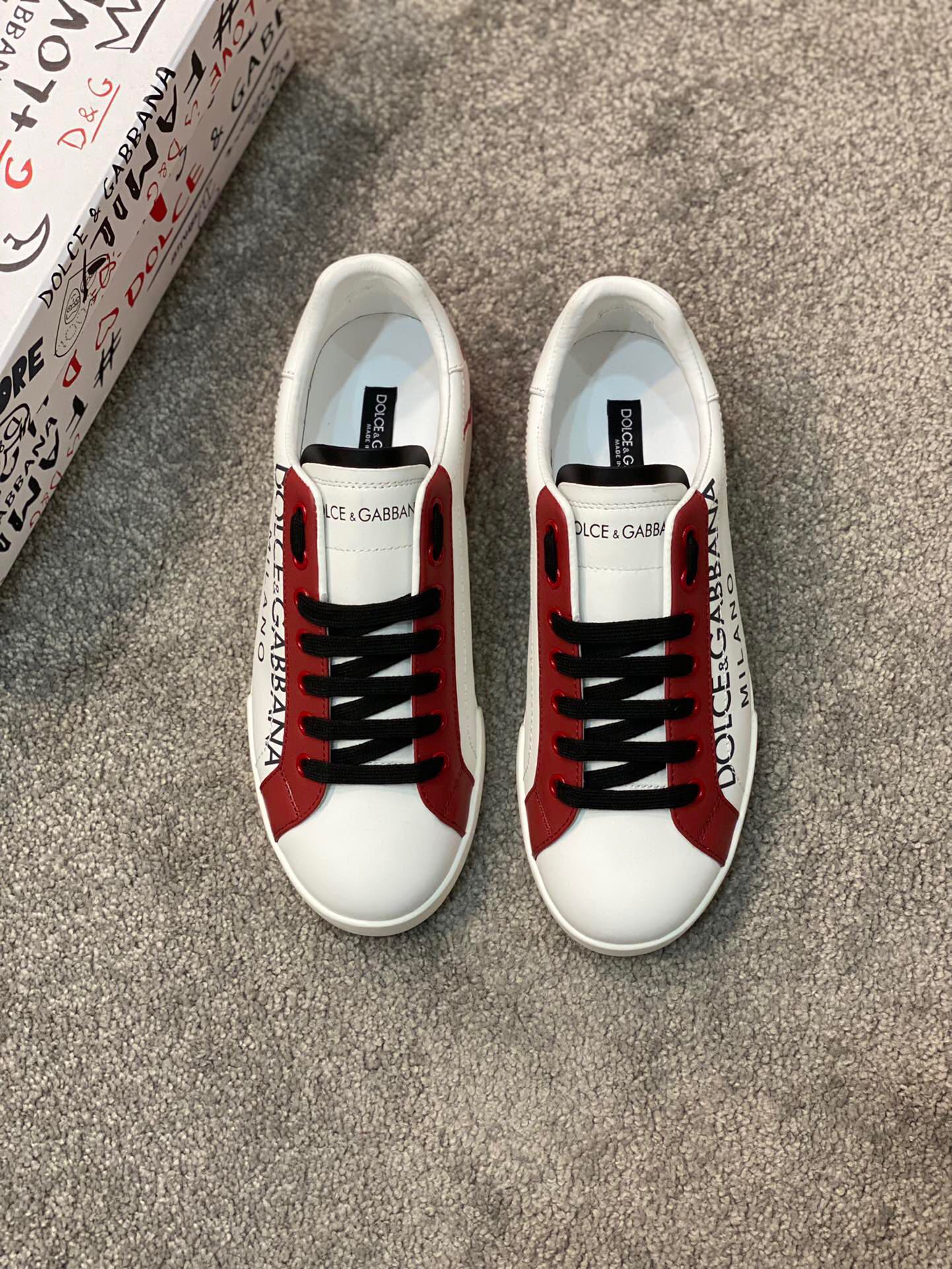 NO:216628,Brand D&G original color matching Size 38-44 Customized 45.46 Price Material new products of Dolce & Gabbana casual shoes imported soft cowhide with cowhide foot padded cowhide inner original outsole bag latest D&Glogo simple footwear atmospheric, DG casual shoes, Dolce & Gabbana, Dolce & Gabbana, Dolce & Gabbana, cowhide19860909品牌D&G 颜色原版配色 码数38-44定做45.46 价格 材质杜嘉班纳新品 休闲鞋鞋面进口柔软牛皮搭配牛皮垫脚牛皮内里 原版大底包边最新D&Glogo上脚简单 大气,DG休闲鞋,Dolce&Gabbana,Dolce&Gabbana,Dolce&Gabbana,cowhide,Men's shoes