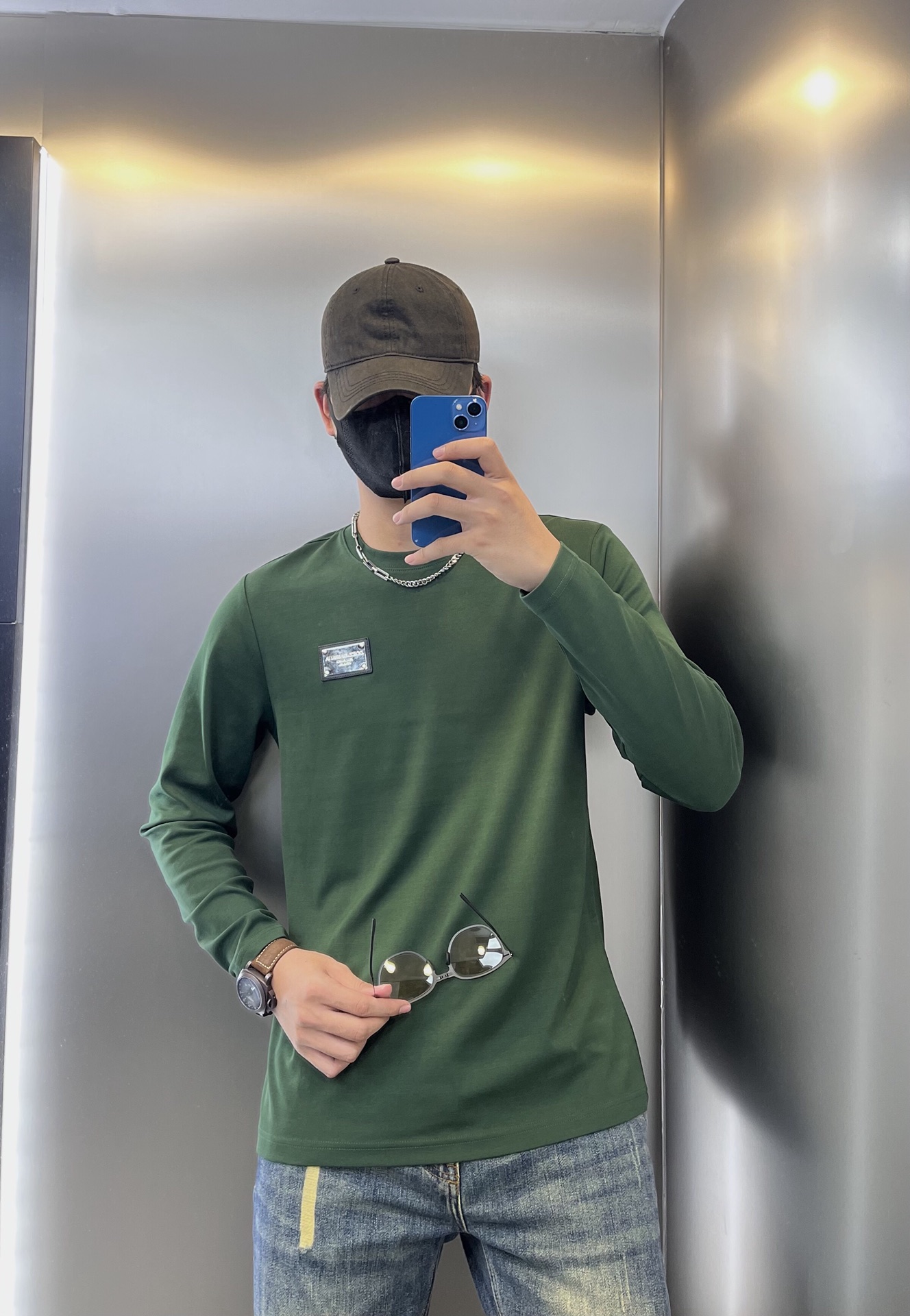 Zenium D&G Douga-Banner Long-Sleeve T-Shirts: Classic, Stylish, and Comfortable Sizes Available - 图片 1