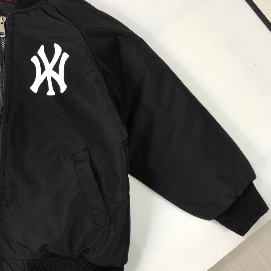 “2023 New York Yankees Child MLB Collection: High-Quality Tailored Coats with Lace Embroidery” - 图片 7