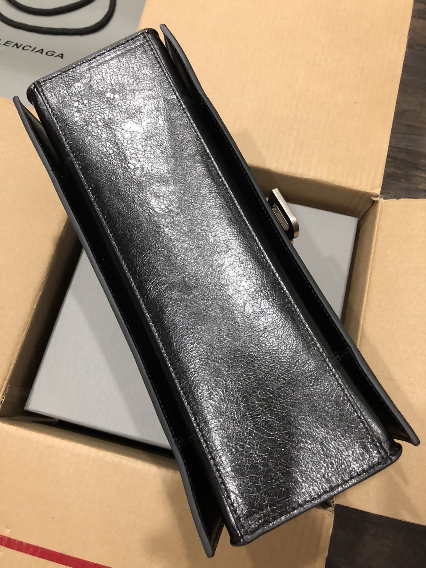 Balenciaga Style Leather Bag style reference detail image 4 from source 776254