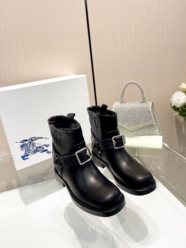 “Zenium Designer Cashier Boots with Sheepskin Lining: Unique Style, Sizes 35-43” - 图片 4
