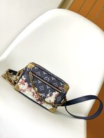 Crossbody & Shoulder Bags Black Blue Dark Green Monogram Canvas Cowhide Fabric Resin Spring/Summer Collection Chains M23731