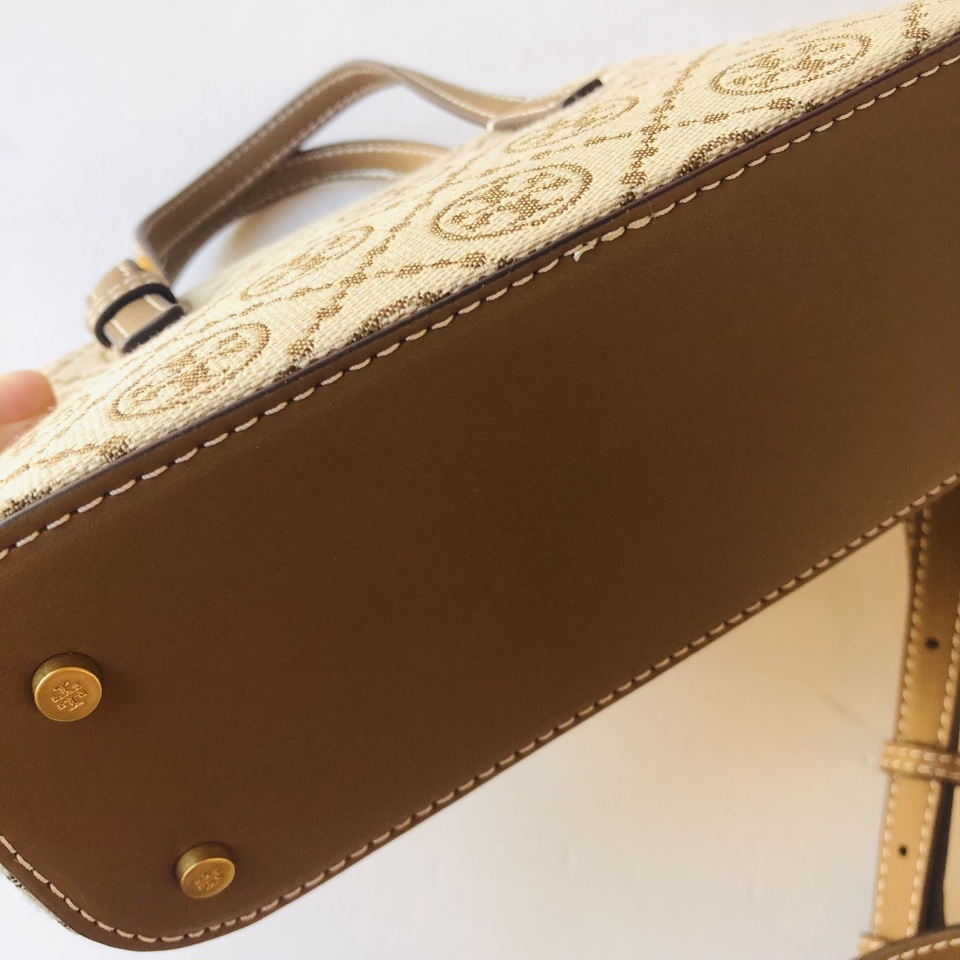 Tory Burch TB 系列贝壳迷你斜挎手拎包包多色可挑选